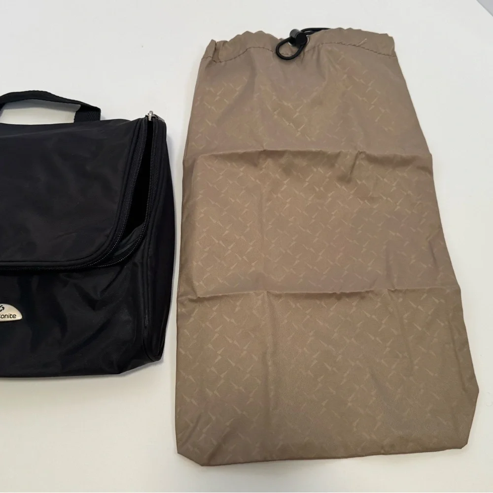 Samsonite had three